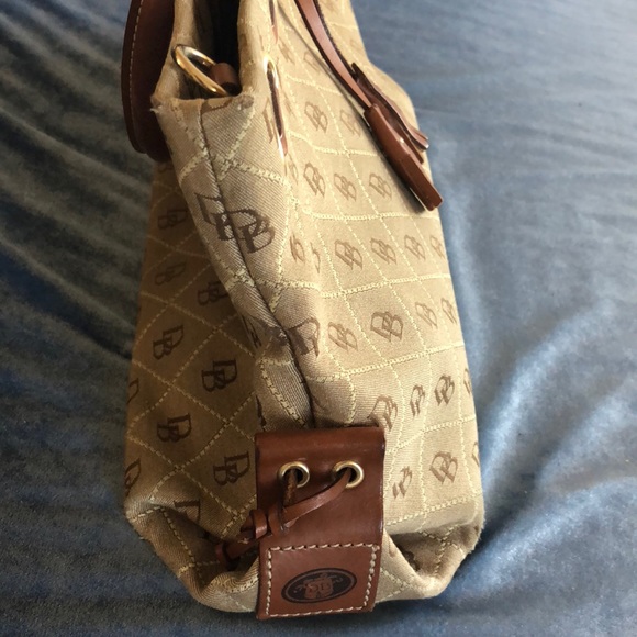 Classic Dooley & Bourke Canvas Tote - Picture 4 of 8